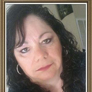 Meet your Posher, Carla